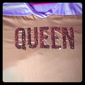Queenshirt